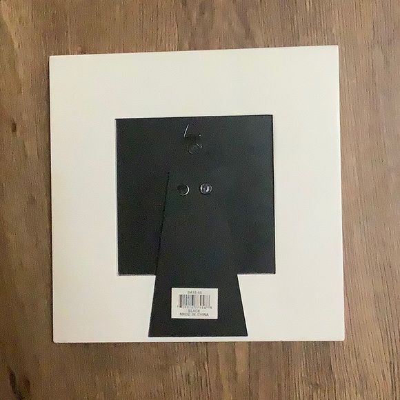 Black and white paw print pet frame 🐾 - Picture 4 of 4